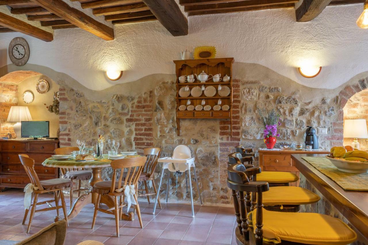 Giulia Superior Apartment Shared Pool Wi-Fi Casole dʼElsa Zewnętrze zdjęcie